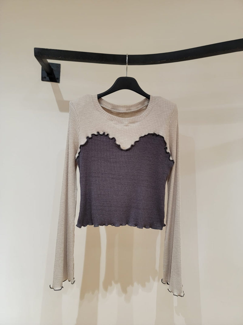 231126 - Knit Top (⌛️ Pre Order ⌛️)