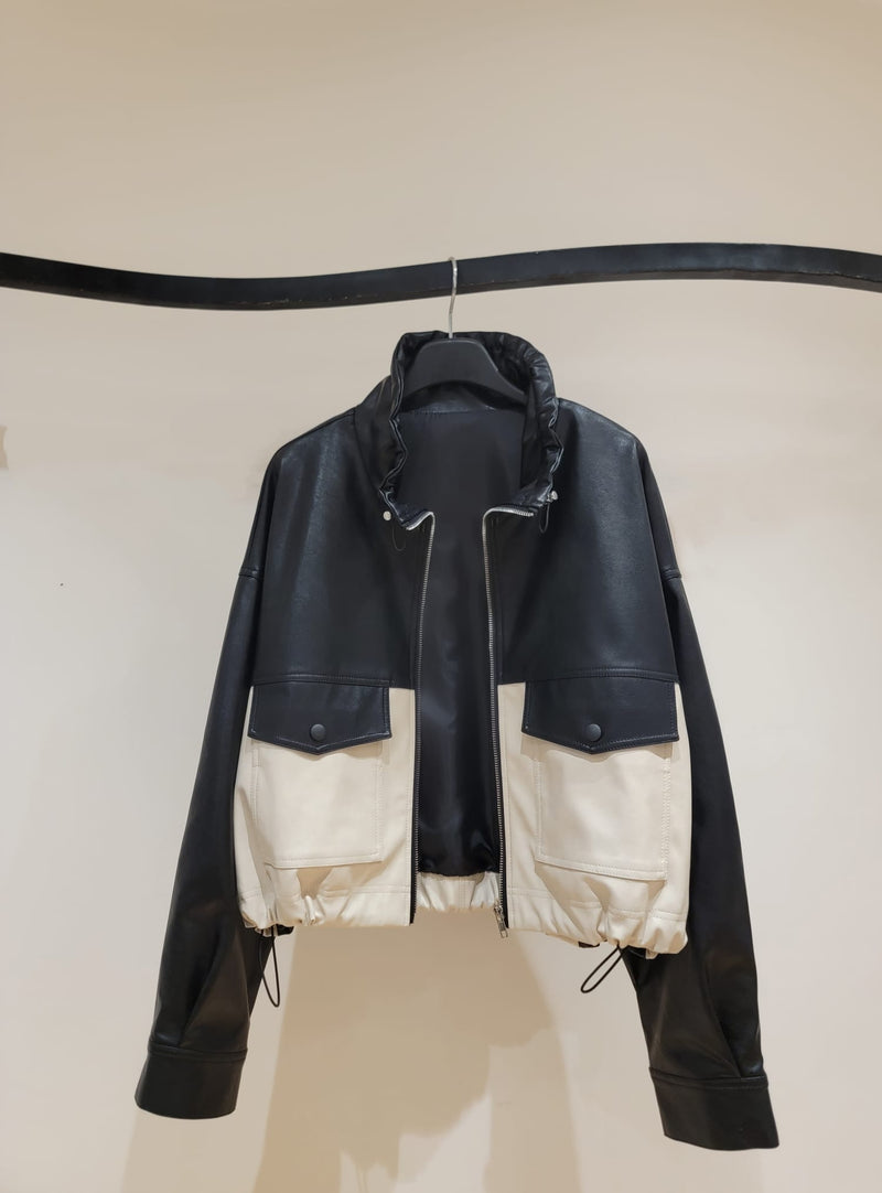 231047 - Black & White Jacket