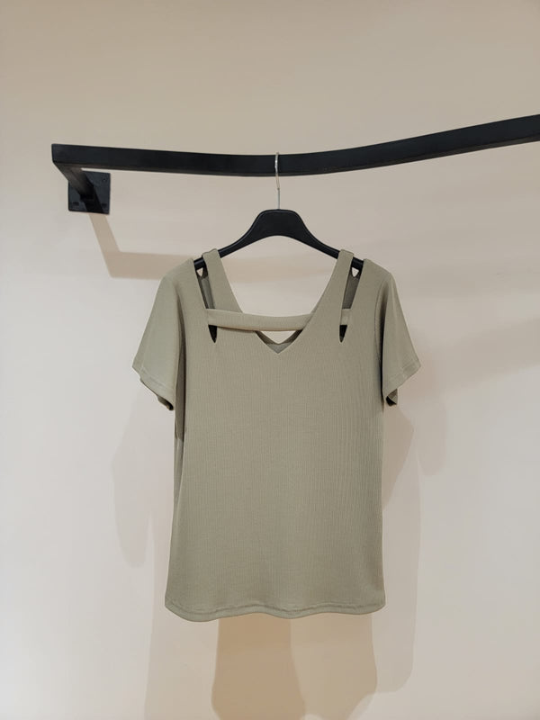 230591 - Slime Top (20% Off)