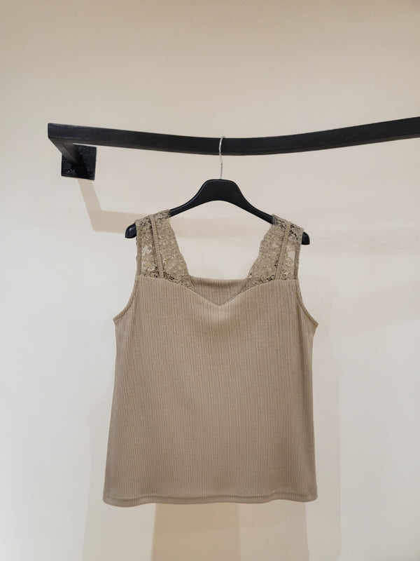 250439 - Vest Top
