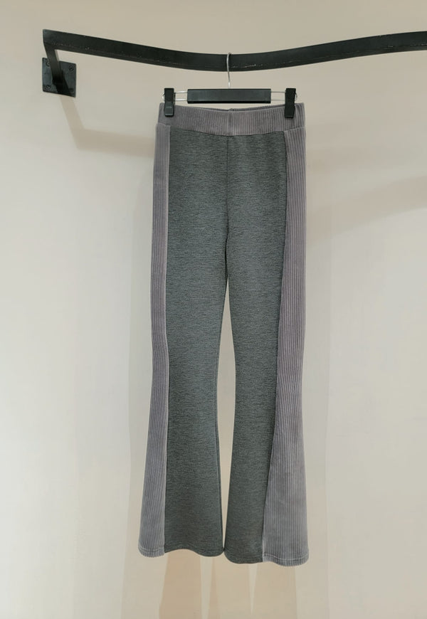 231129 - Bell Bottom Pant