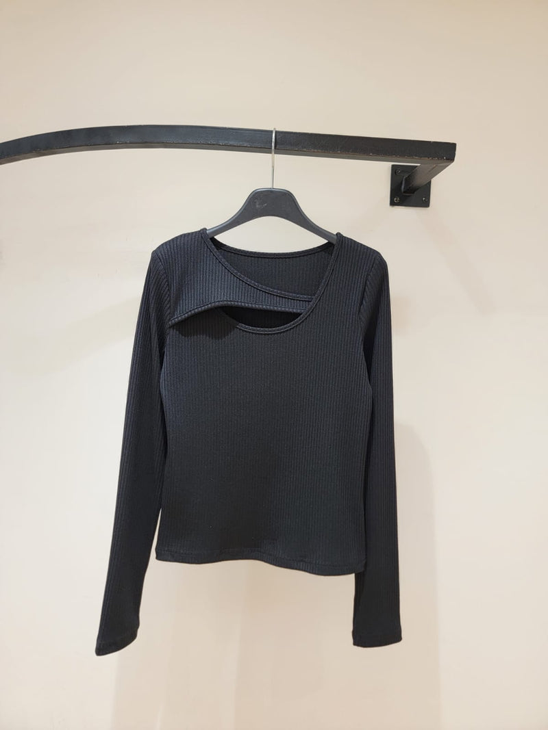 230943 - Sexy Top