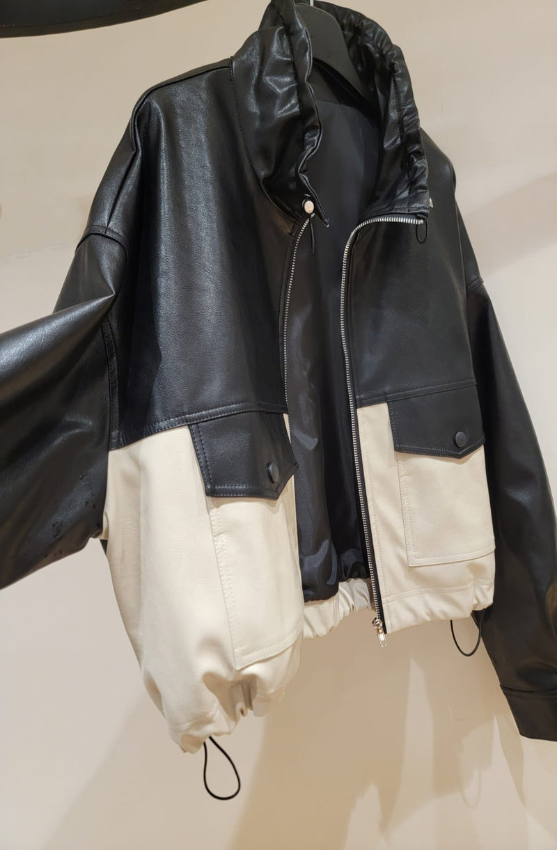 231047 - Black & White Jacket