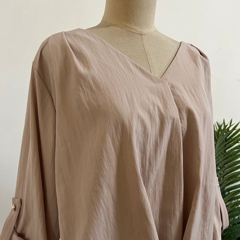 250826 - V Neck Top