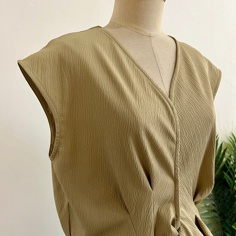 250210 - Twist Top