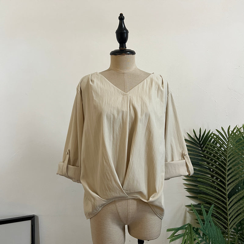 250826 - V Neck Top