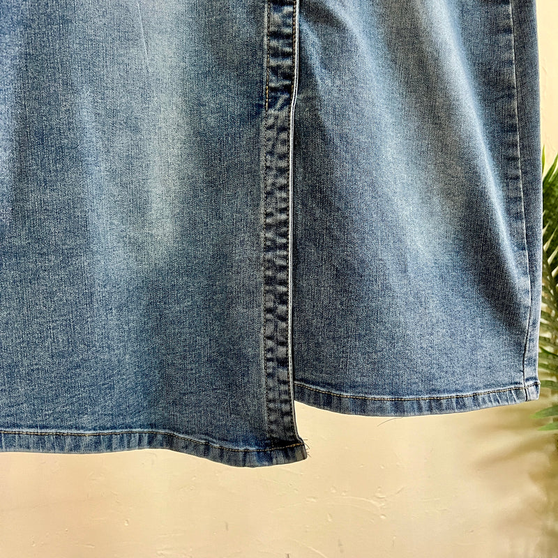 250217 - Denim Skirt (❤️ Hot Item ❤️)