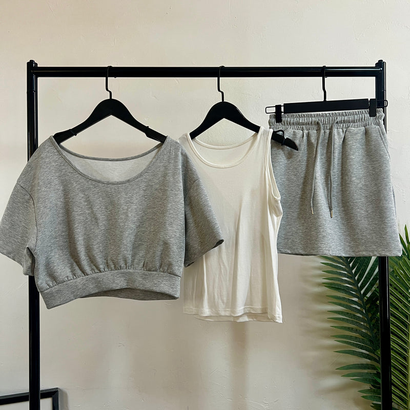 250212 - Top + Skirt Set