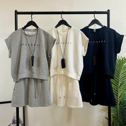 250235 - Top + Skirt