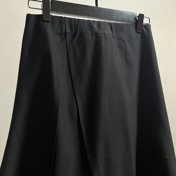 240275 - Slim Cut Skirt (📣 New Item 📣)