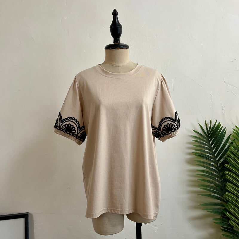 250280 - Round Neck Top