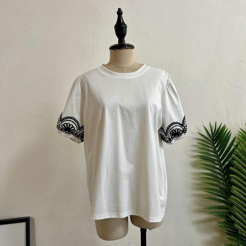 250280 - Round Neck Top