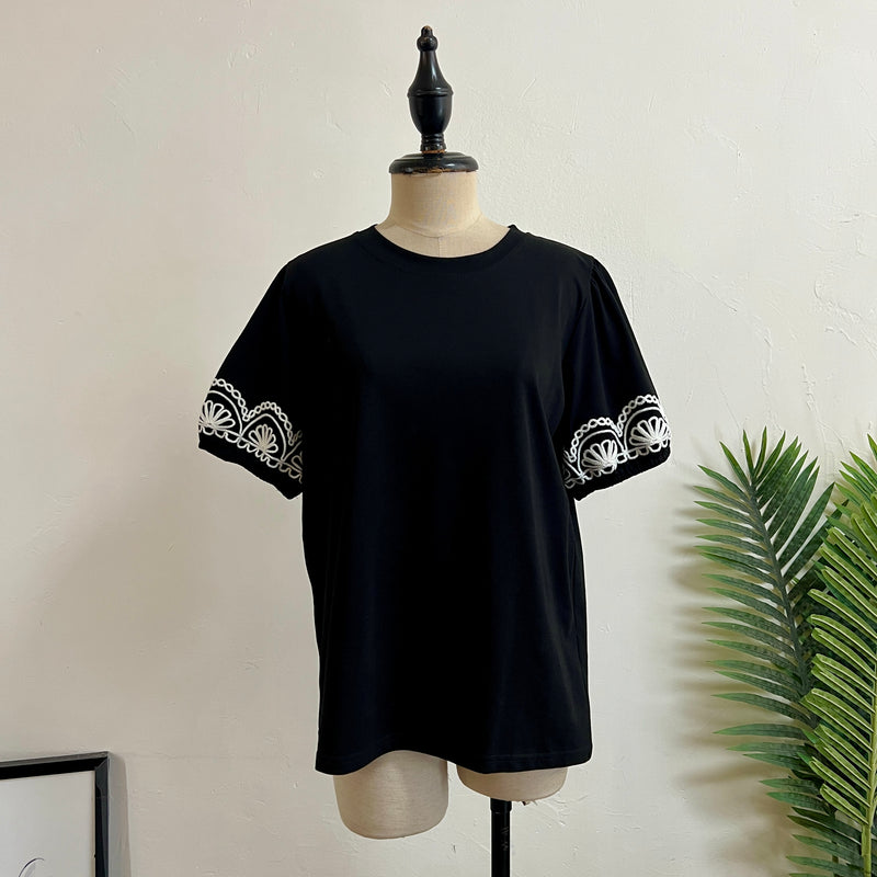 250280 - Round Neck Top