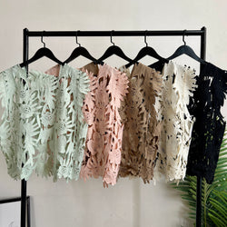 250310 - Flora Top