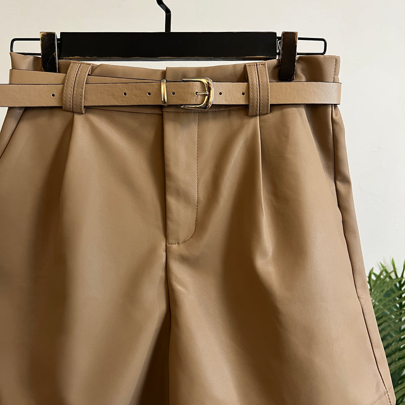 251082 - Short Pant