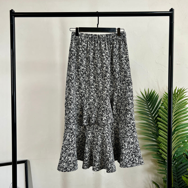 250350 - Ruffle Skirt (❤️ Hot Item ❤️)