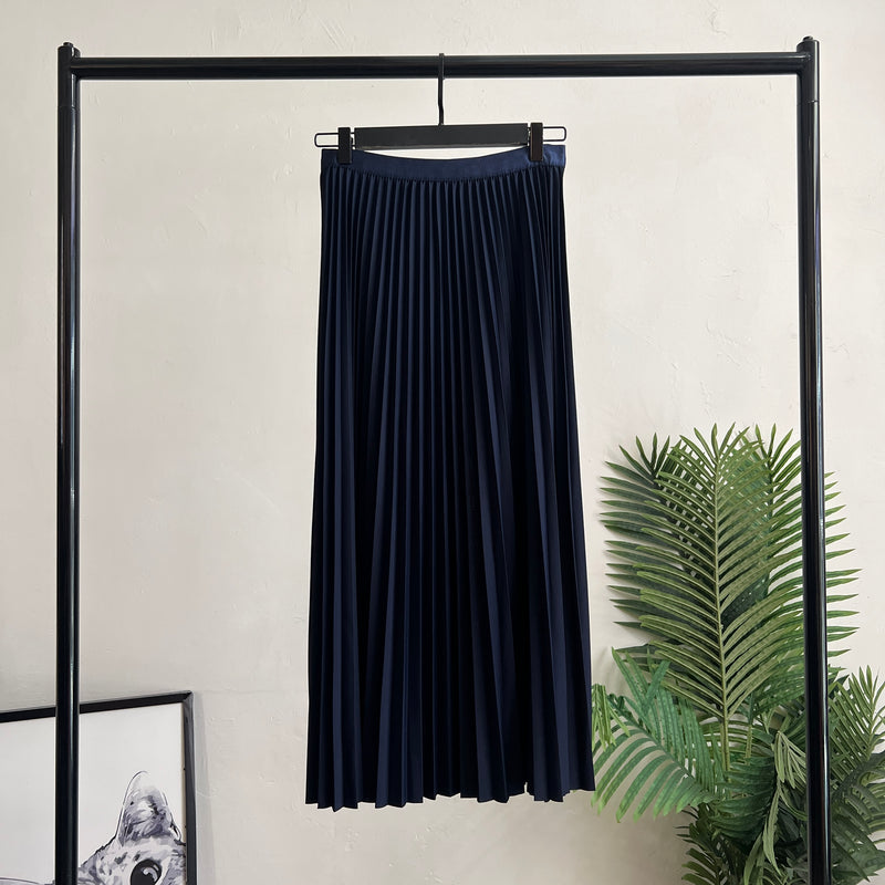251157 - Pleated Skirt