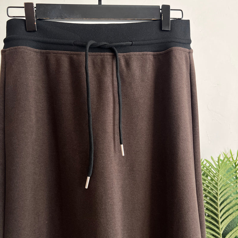 251149 - A Line Skirt