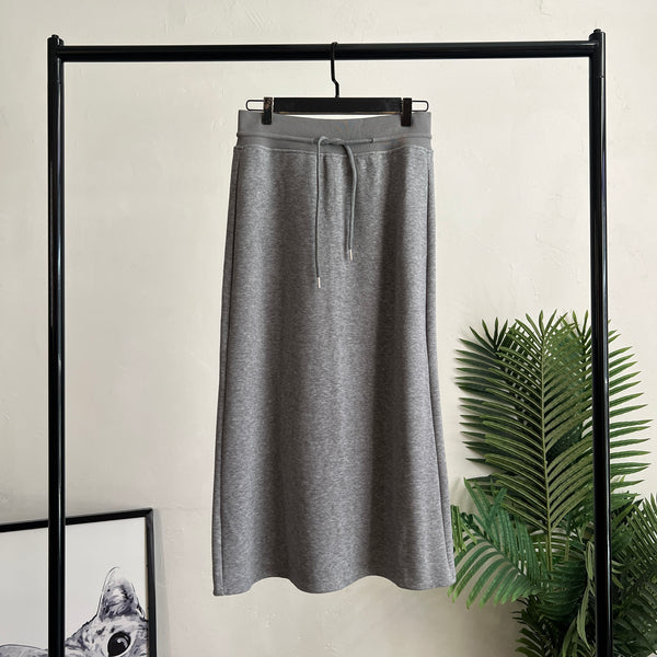 251149 - A Line Skirt