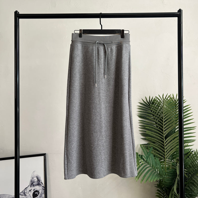 251149 - A Line Skirt