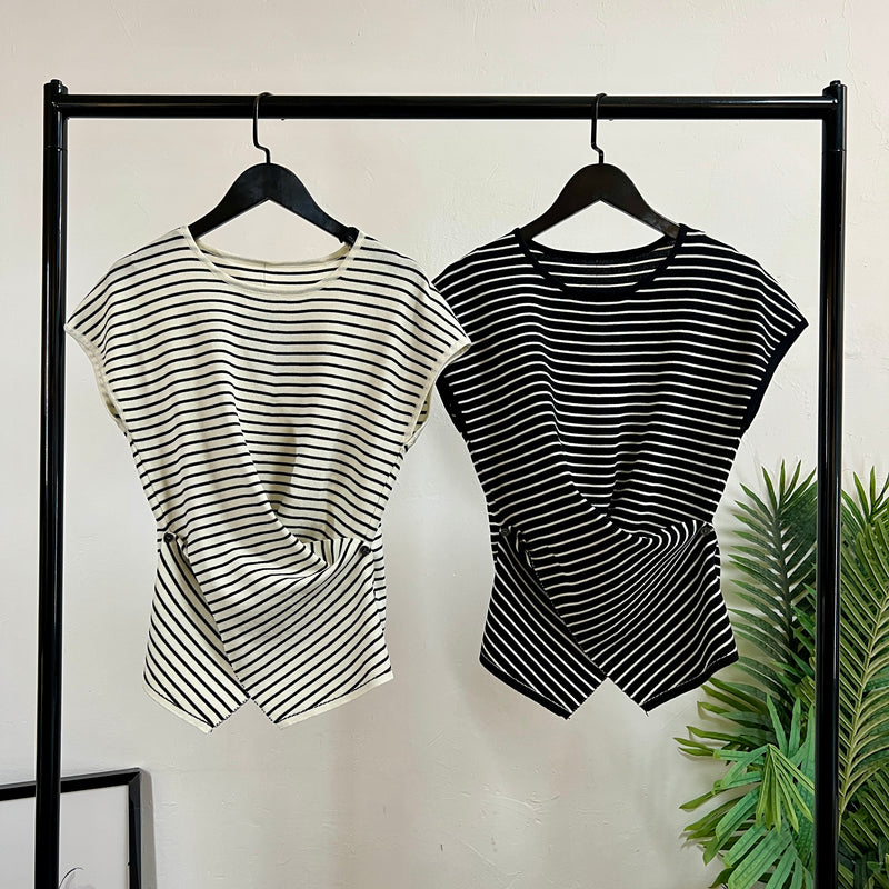250437 -Knit Top