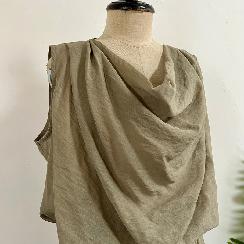 250435 - Top + Skirt