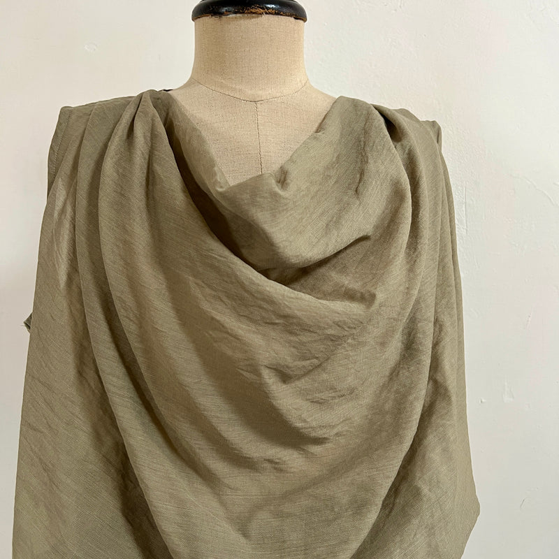 250435 - Top + Skirt