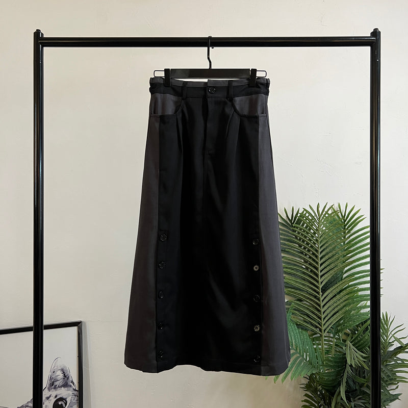 251187 - A Line Skirt