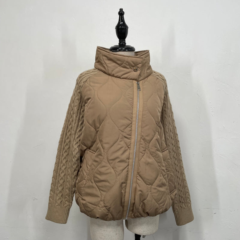 231083 - Quilted Woollen Jacket(📣 New Item 📣)
