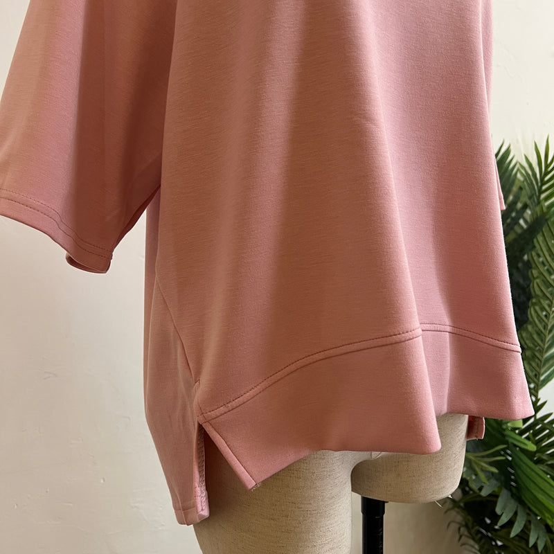 250004 - Round Neck Top