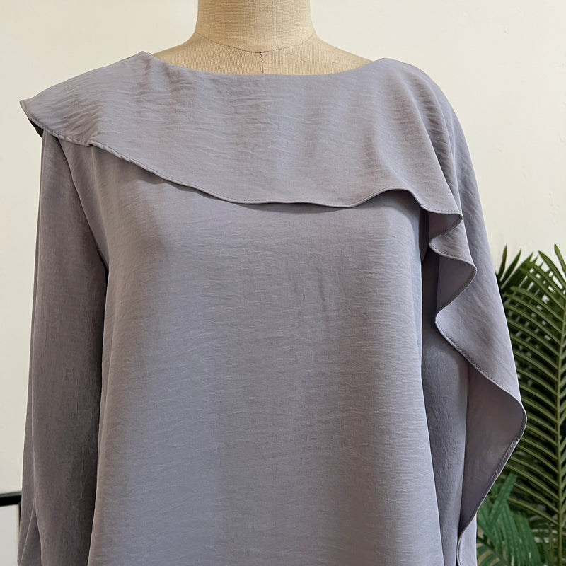 251202 - Ruffle Top