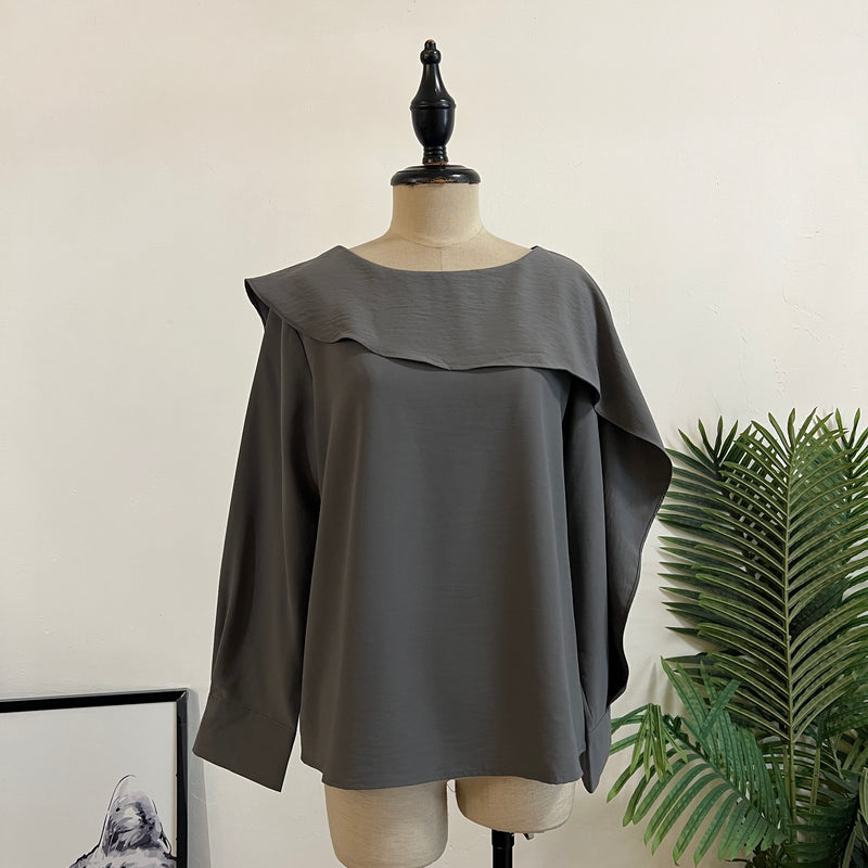251202 - Ruffle Top