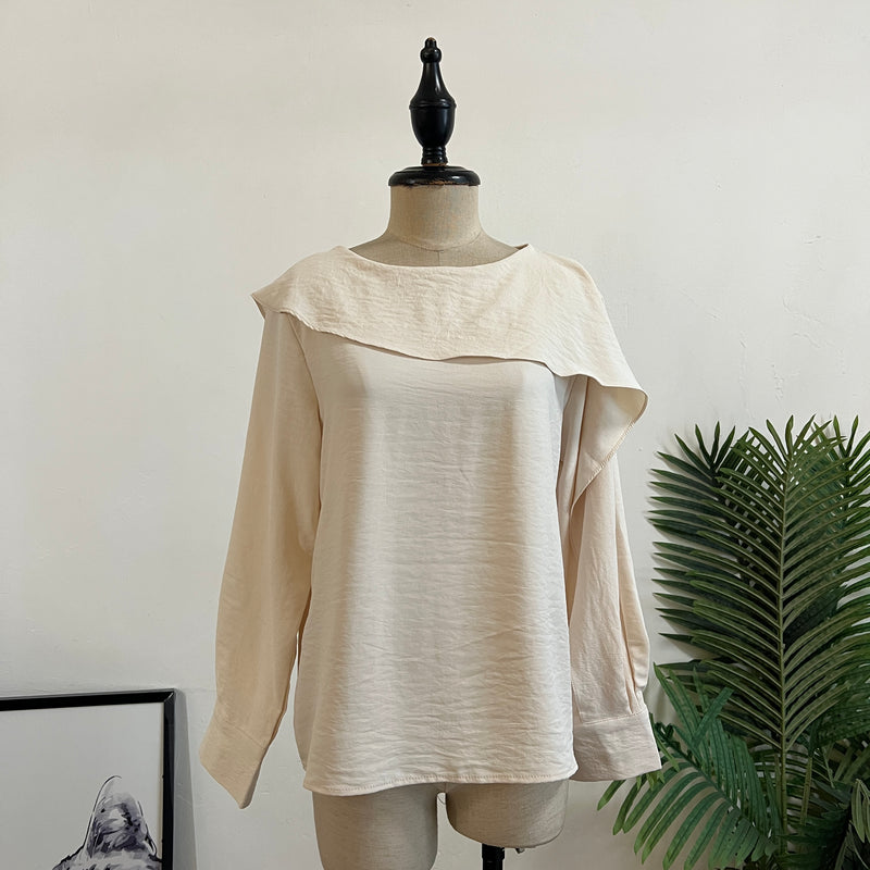 251202 - Ruffle Top