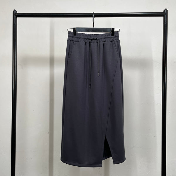 231142 - A Line Skirt (📣 New Item 📣)