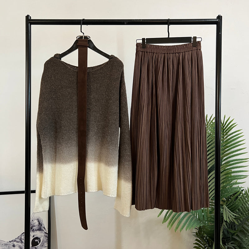251213 - Top + Skirt