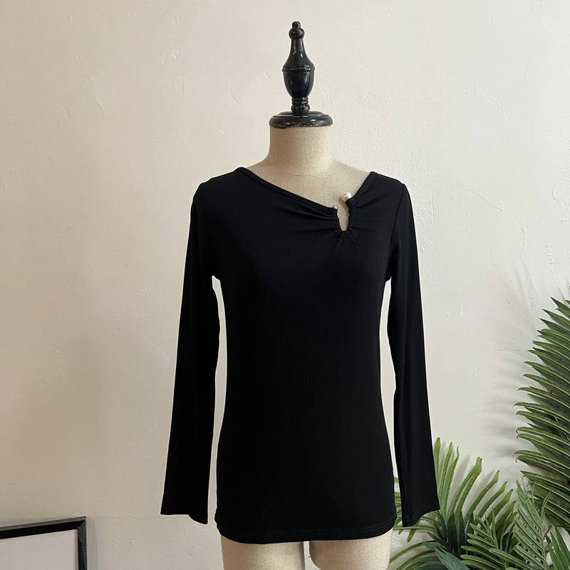 241280 -Peal Clip Top