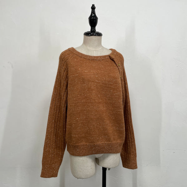 231152 - Side Button Sweater