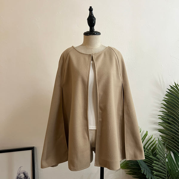 241281 -Flannel Cloak