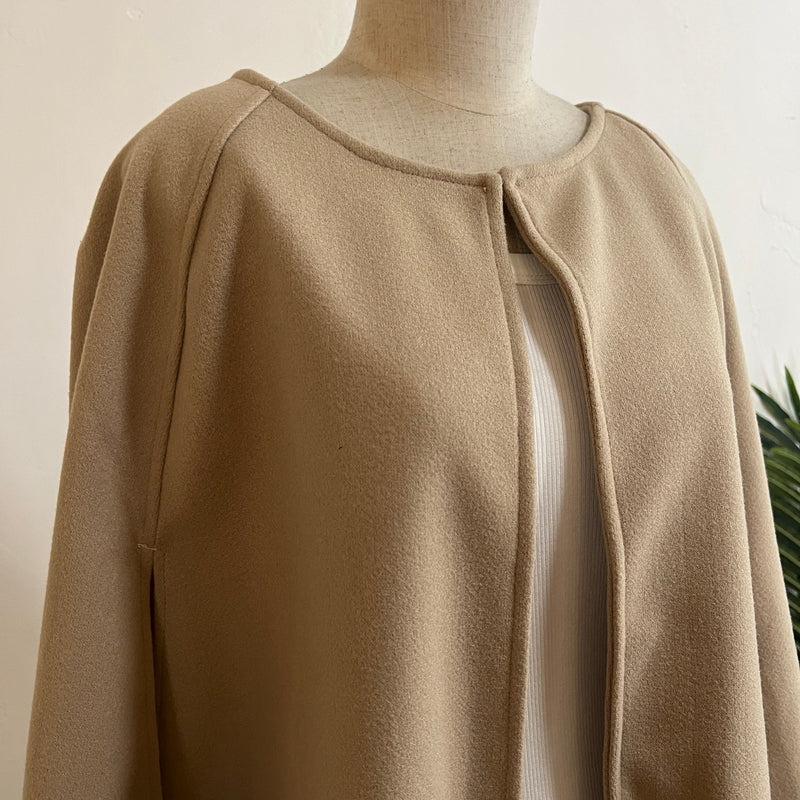 241281 -Flannel Cloak