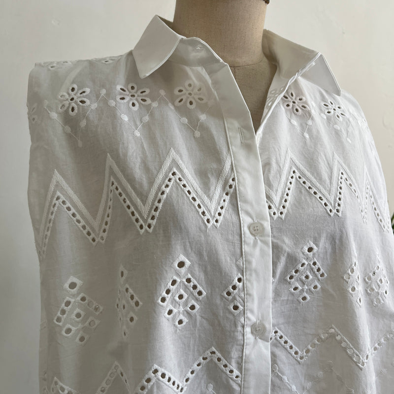250012 - Embroidered Top