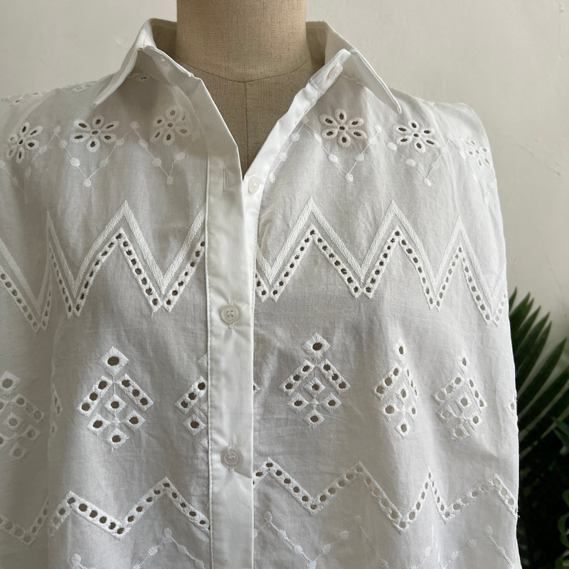 250012 - Embroidered Top
