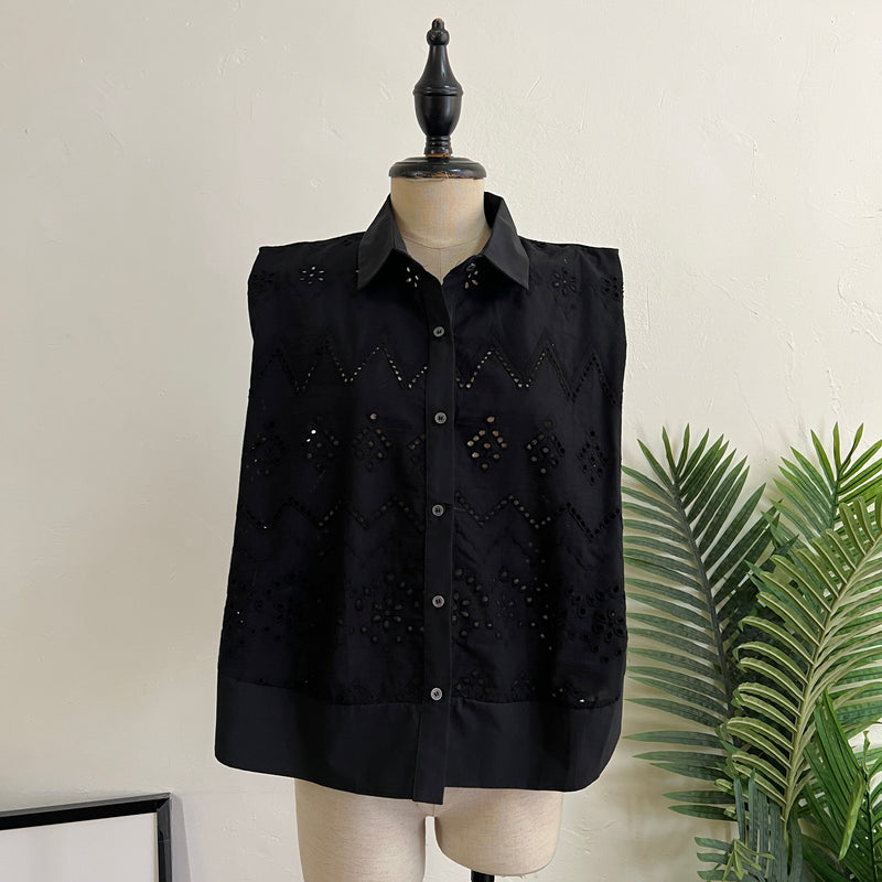 250012 - Embroidered Top
