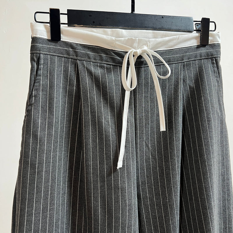 240653 - Straight Grain Pant
