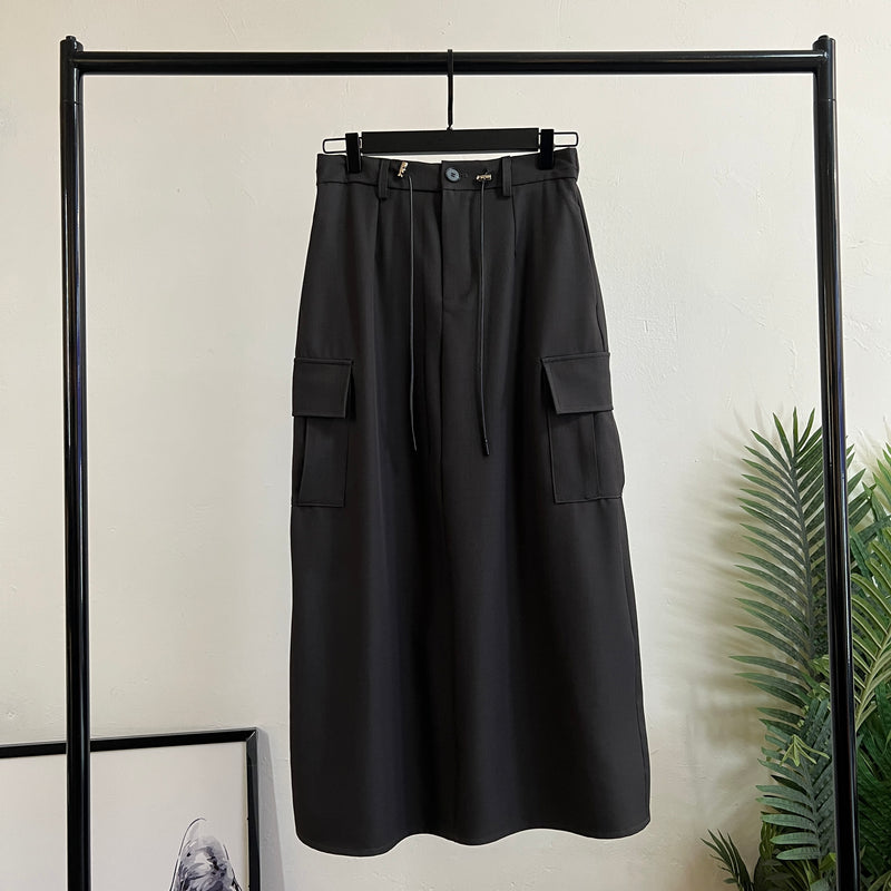 250043 - Pockets Skirt