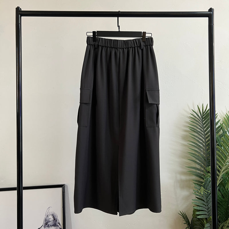 250043 - Pockets Skirt