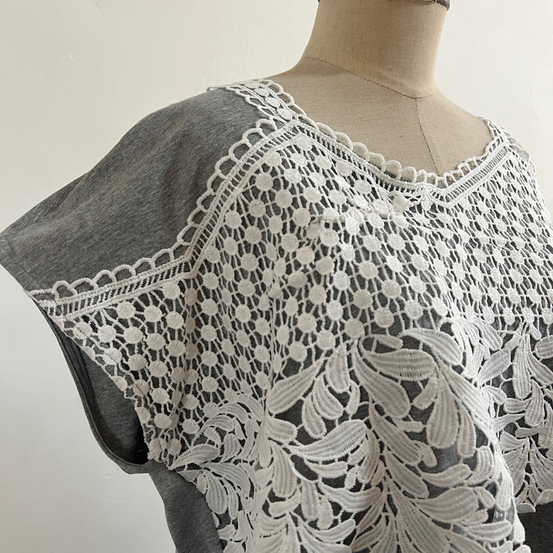 250055 - Lace Top