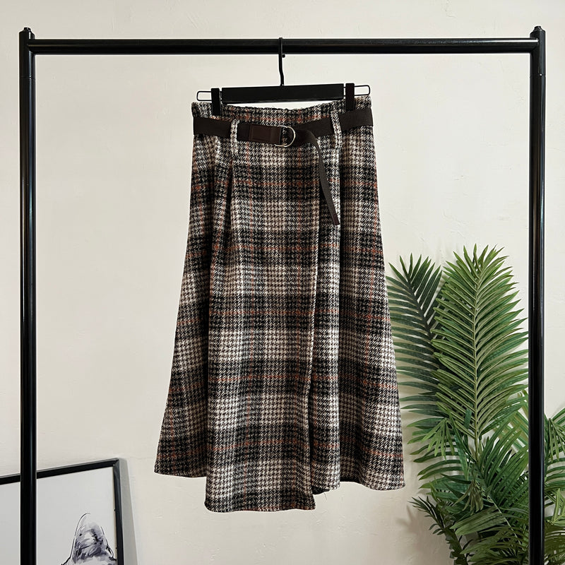 251338 - Checkered Skirt