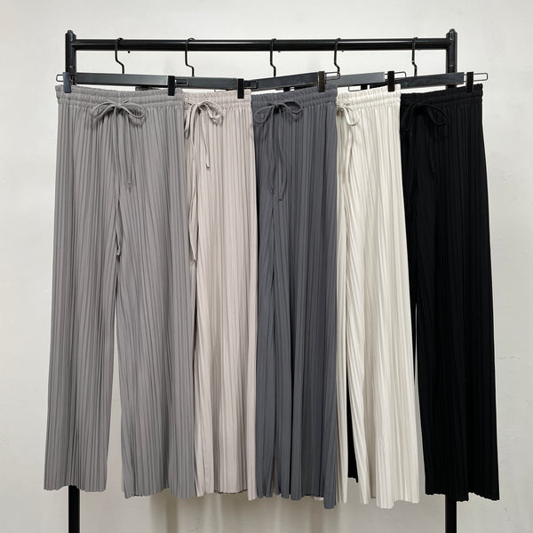 240056 - Pleated Pant (20% Off)