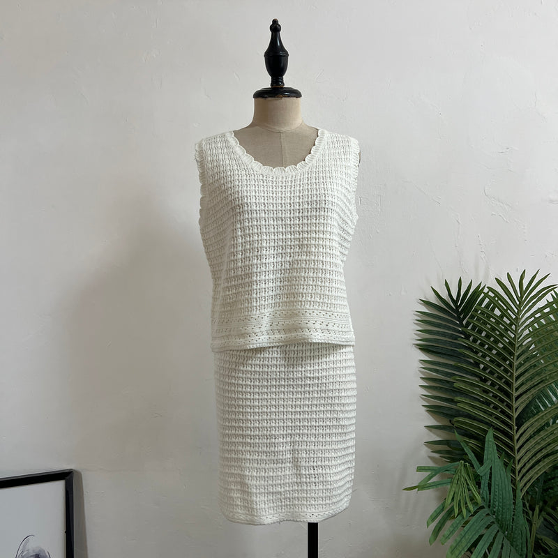250586 - Top + Skirt
