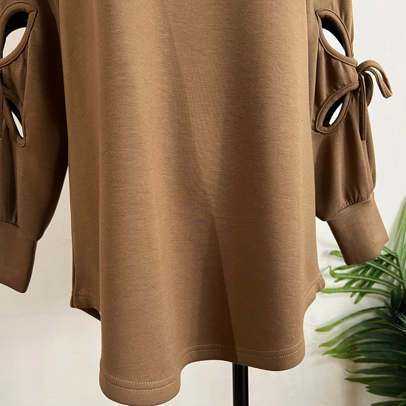 241399 - Round Neck Top